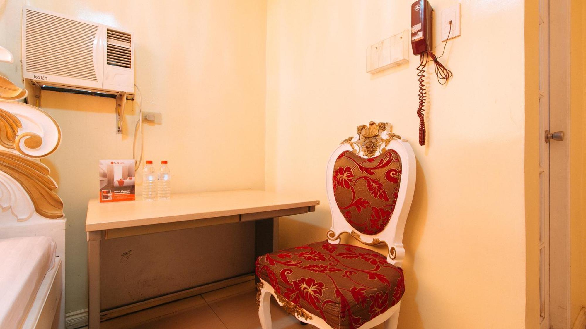Reddoorz At Manila Venetian Hotel Екстериор снимка